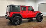 2017 Wrangler Thumbnail 26