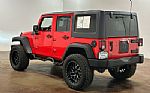 2017 Wrangler Thumbnail 31