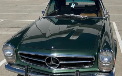 Photo of a 1968 Mercedes-Benz 280 SL Convertible for sale