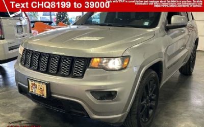 Photo of a 2017 Jeep Grand Cherokee SUV for sale