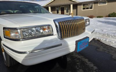 Photo of a 1996 Lincoln Town Car Signature 4DR Sedan for sale