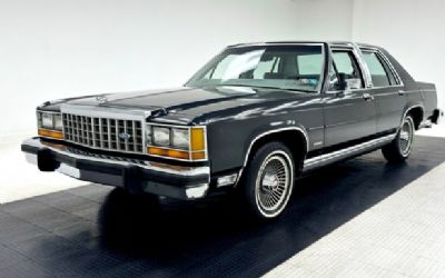 Photo of a 1984 Ford LTD Crown Victoria 4 Door Seda 1984 Ford LTD Crown Victoria 4 Door Sedan for sale