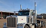 2023 Peterbilt 389