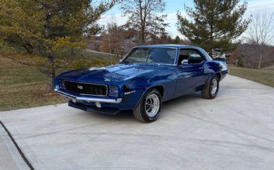 Photo of a 1969 Chevrolet Camaro RS SS 396 Auto PS PB Console And Gauges for sale