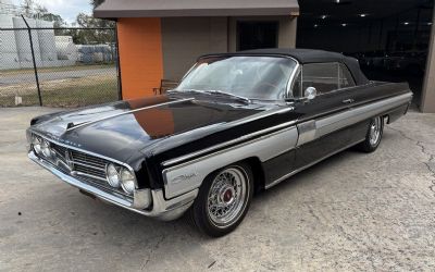 Photo of a 1962 Oldsmobile Starfire for sale