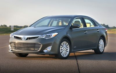 Photo of a 2015 Toyota Avalon Hybrid for sale