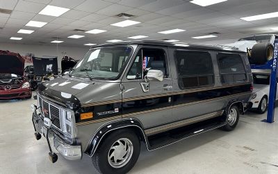 Photo of a 1991 GMC Vandura G2500 Van for sale