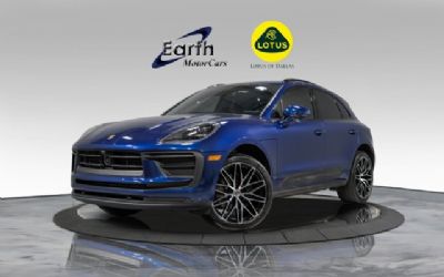 Photo of a 2024 Porsche Macan Premium Plus Pack $79,070 Msrp for sale