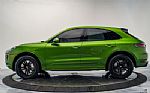 2021 Macan Thumbnail 4